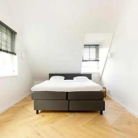 Luxurious In With Private Garden *
