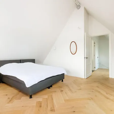 Holiday home Luxurious In With Private Garden Zwartewaal