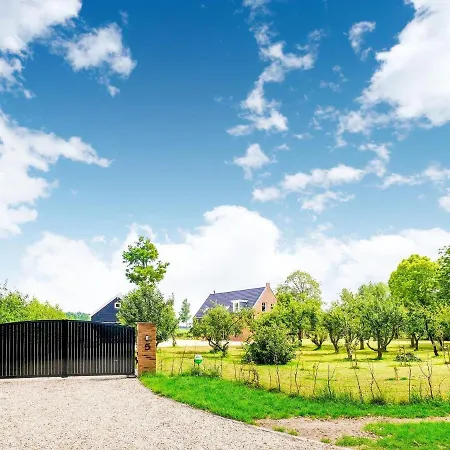 Luxurious In With Private Garden Zwartewaal